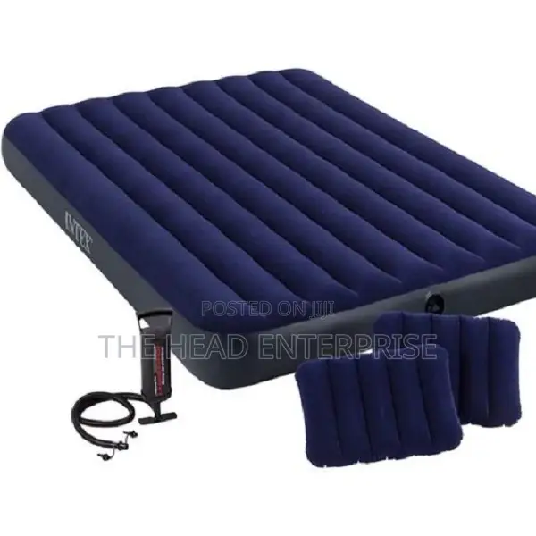 Inflatable Mattress With a Pump(2.5*6)
