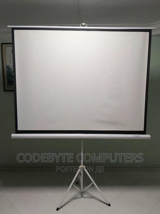 Techcom Tc-TPS-2180 Tripod Projector Screen 180 X 180 - thumbnail 3