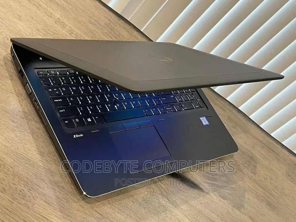 Laptop HP ZBook 15 G3 32GB Intel Core I7 SSD 512GB