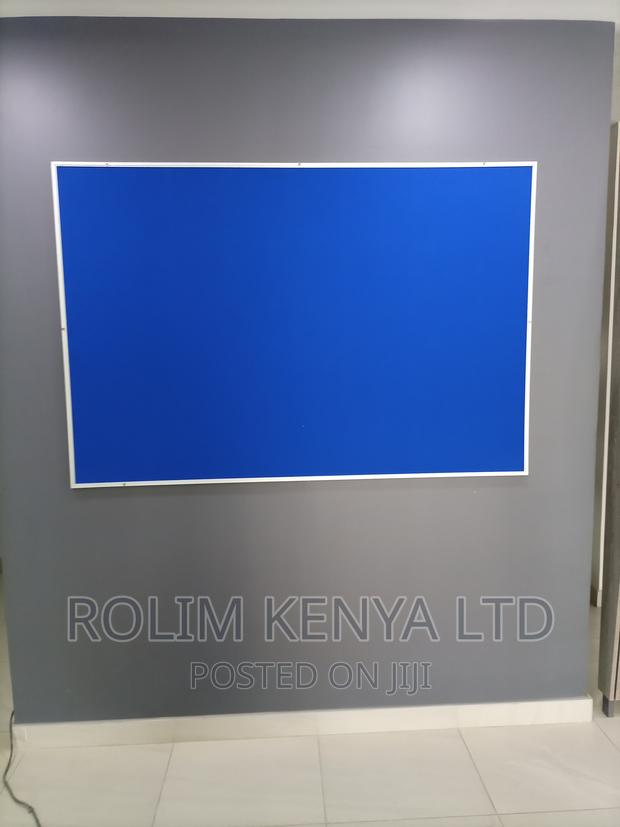 Noticeboard 152cm by 122cm - main view