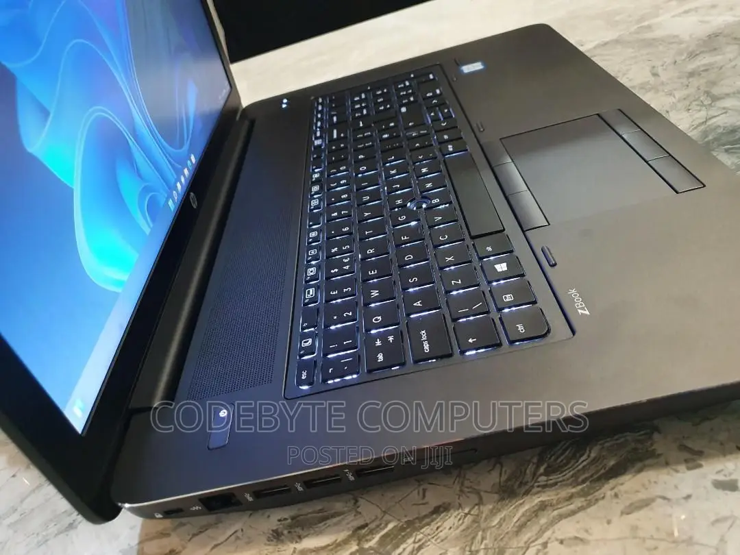 Laptop HP ZBook 17 G4 32GB Intel Xeon SSD 512GB