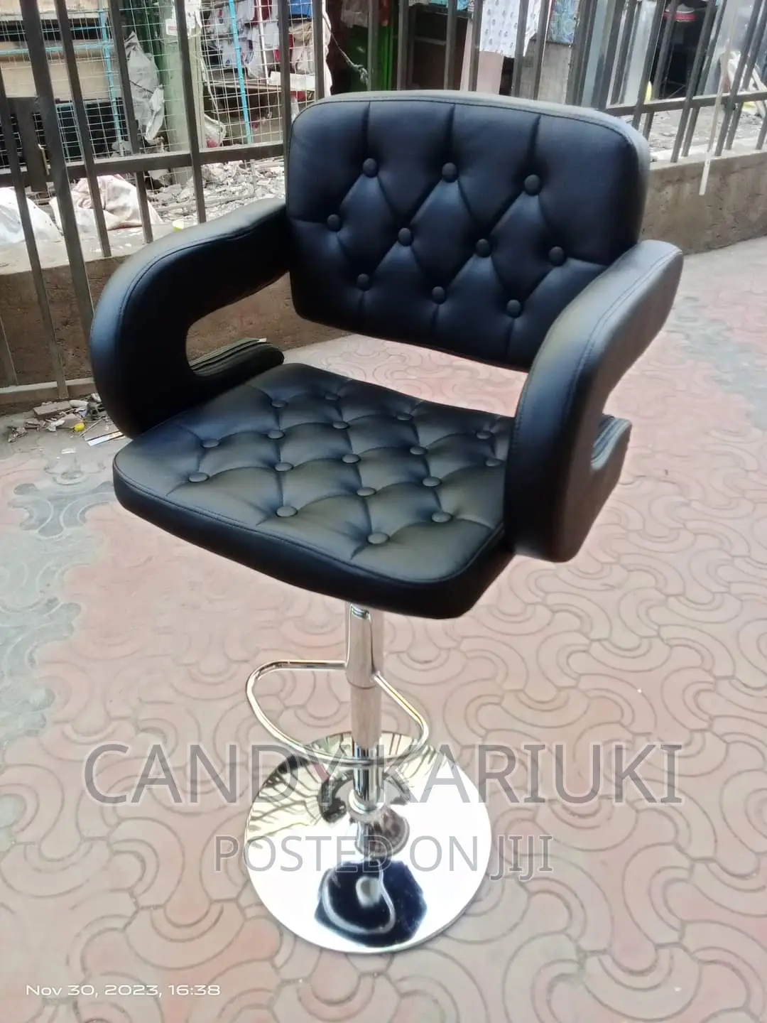 Executive Counter Chair