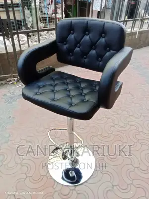 Executive Counter Chair