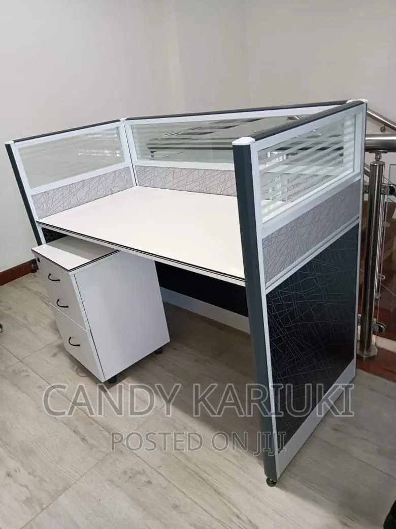 One Way Workstation