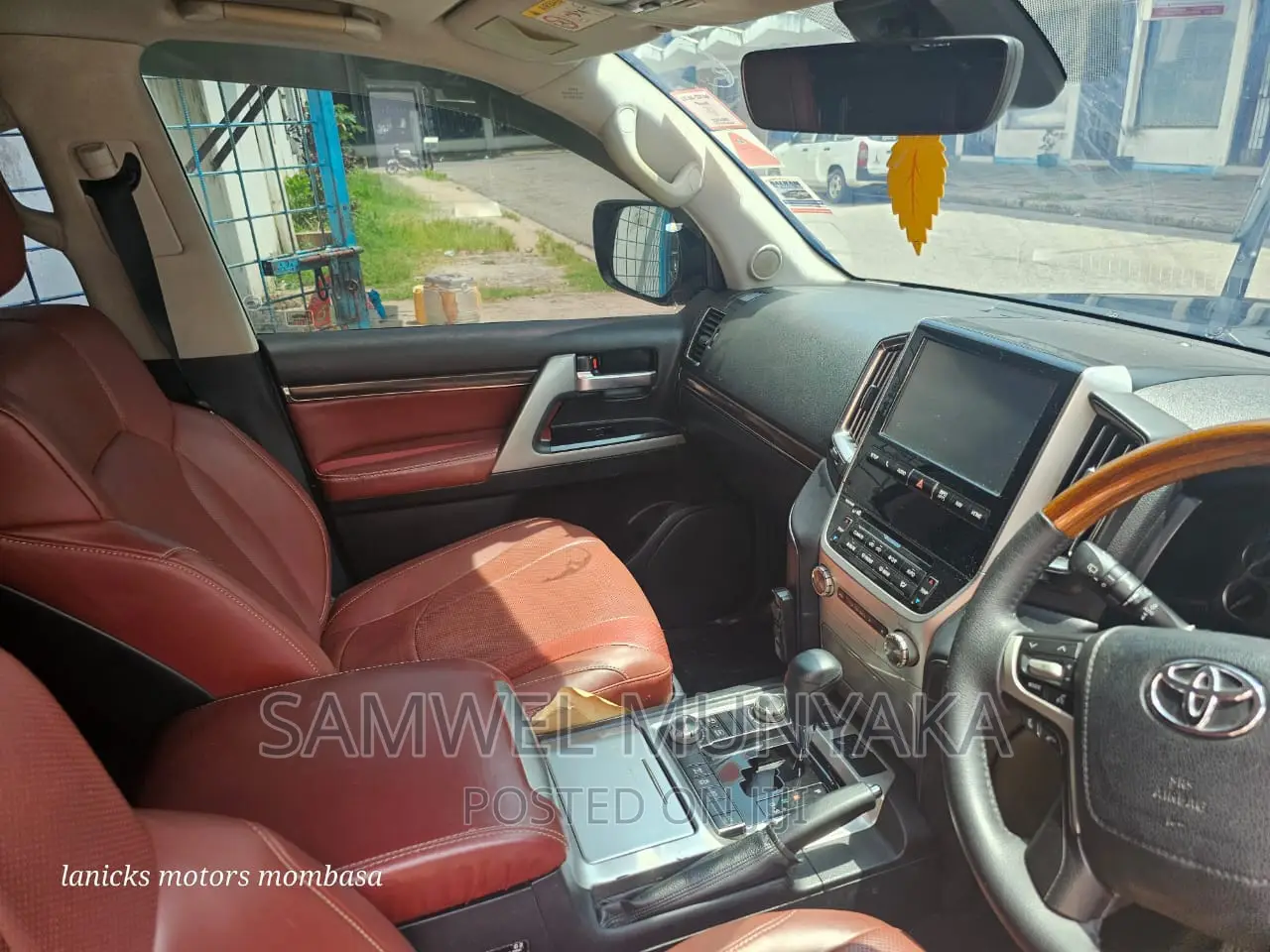Toyota Land Cruiser 4.5 V8 DLX 2015 Black