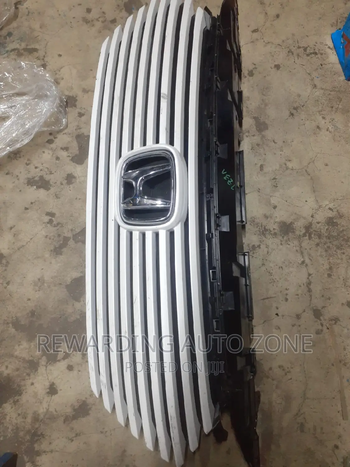 Honda Vezel 2020 Grille.