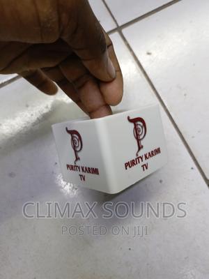 Microphone Flag + Branding - main view