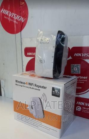 Range Extender Wireless Wifi Repeater 802.11n/B/G Network Ro - main view