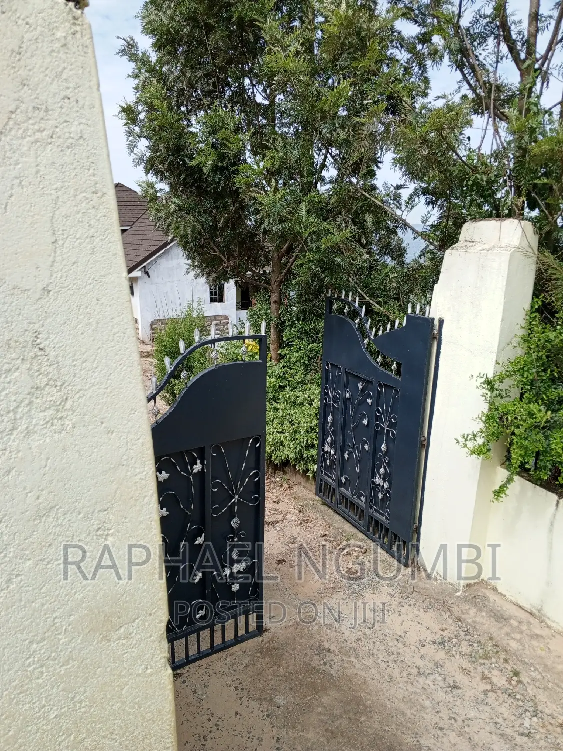 Furnished 5bdrm Maisonette in Mumbuni, Machakos Town for sale