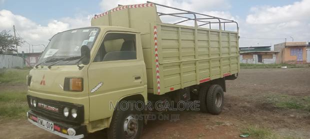 Mitsubishi Canter - thumbnail 11