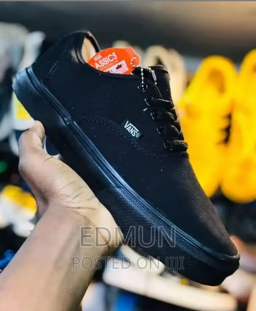 Unisex Rubber Shoes on Offer