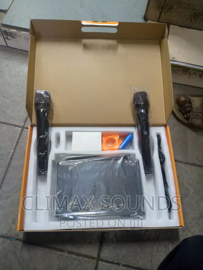 JBL Wireless Microphone Vm 150,Professional Mic