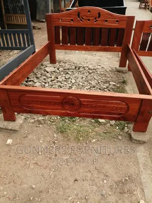 Beds Mahogany Beds 5*6feets