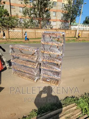 Pallet Shoe Rack- Strong and Stable Shoe Organizer. (#AT16)