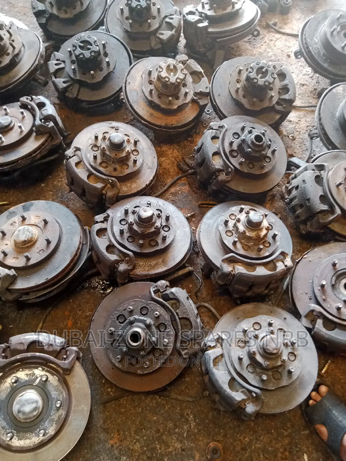 2 4WD D-Max,L200,Pajero,Sahara,Front Wheel Hubs Complete.