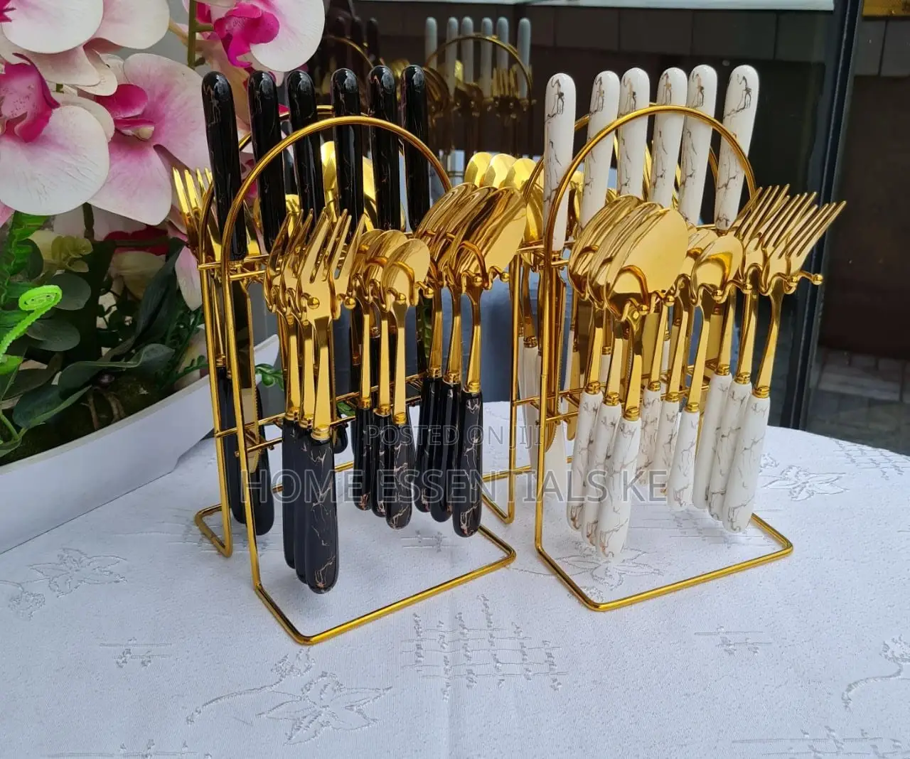 *24pcs Gold Cutlery Set With Marble Ceramic Handle