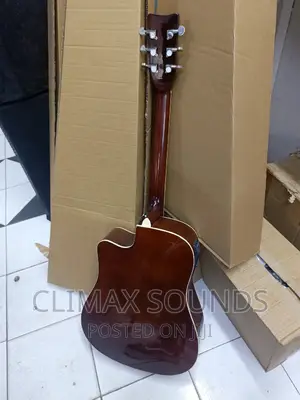 Yamaha Semi Acoustic Guitar ""