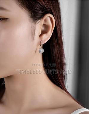 S925 Sterling Silver Moissanite Earrings - thumbnail 2