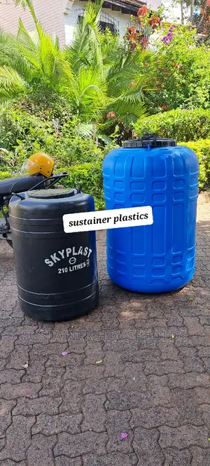 Plastic Tanks With Lid