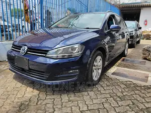 Volkswagen Golf TSI 2-Door FWD 2016 Blue