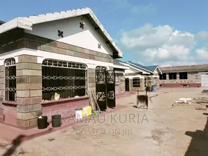 Bungalow House in Landless River Side Estate