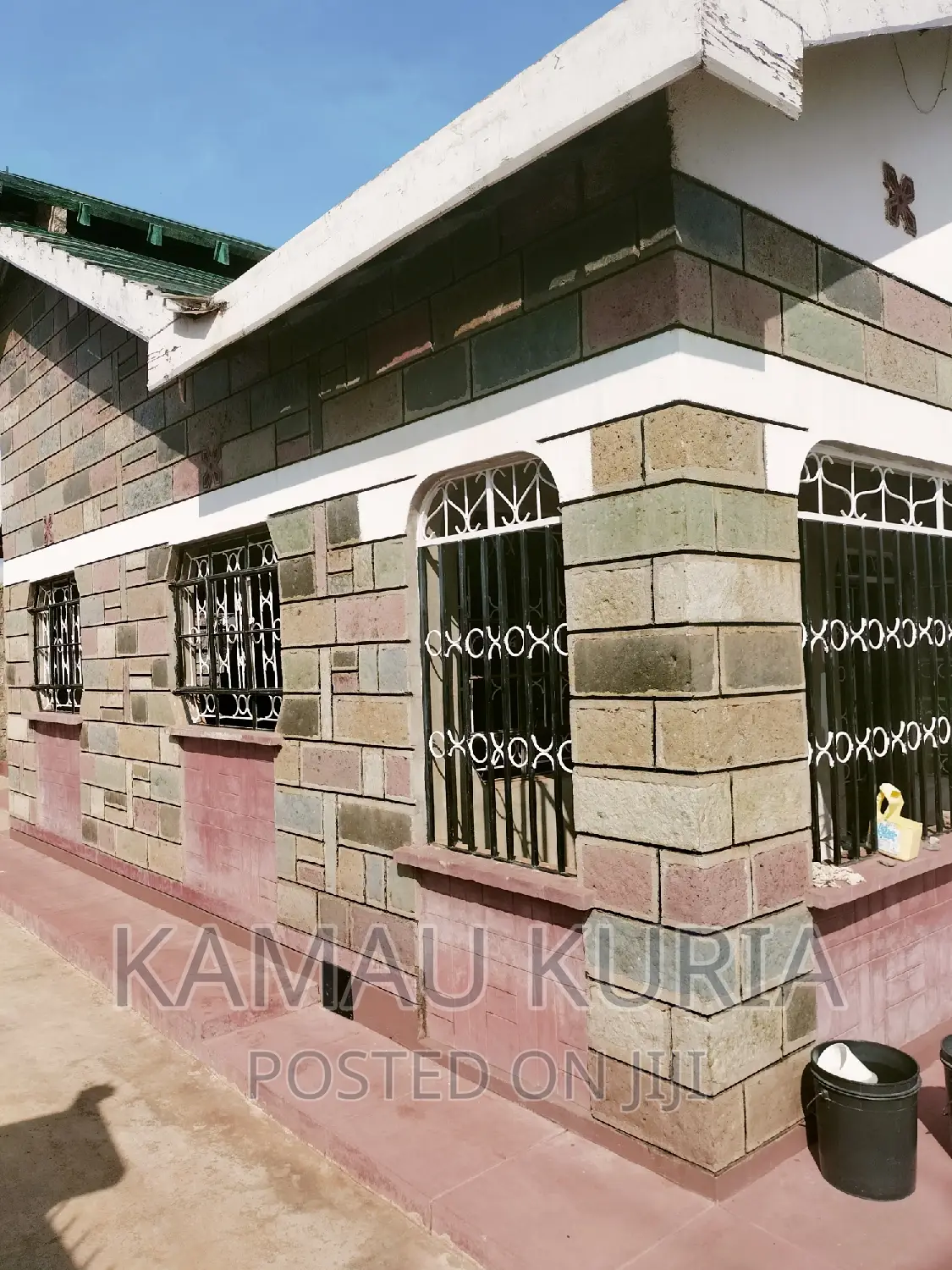 Bungalow House in Landless River Side Estate