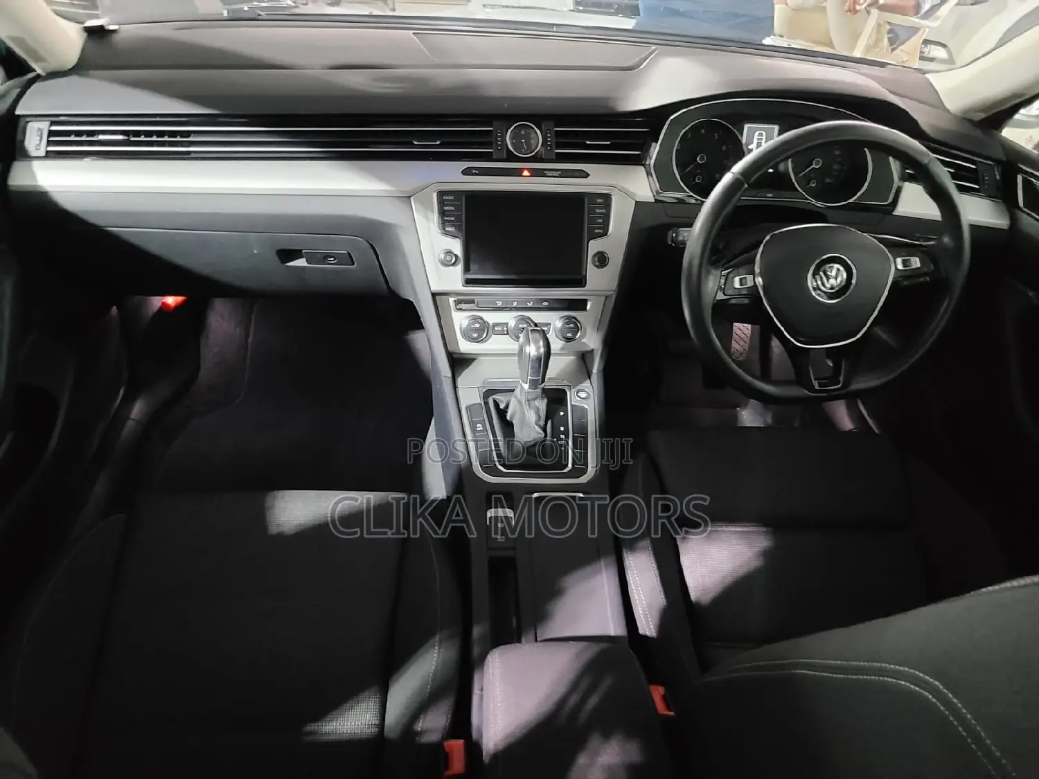 Volkswagen Passat 2016 Gray