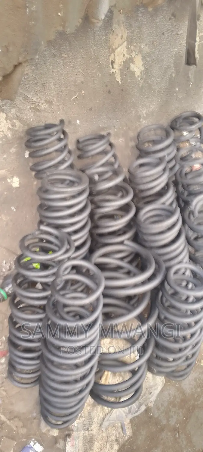 Nissan Tiida Coil Springs for Ground Clearance 