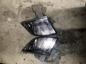 Nissan Xtrail Nt30 Cornerlight (Each)
