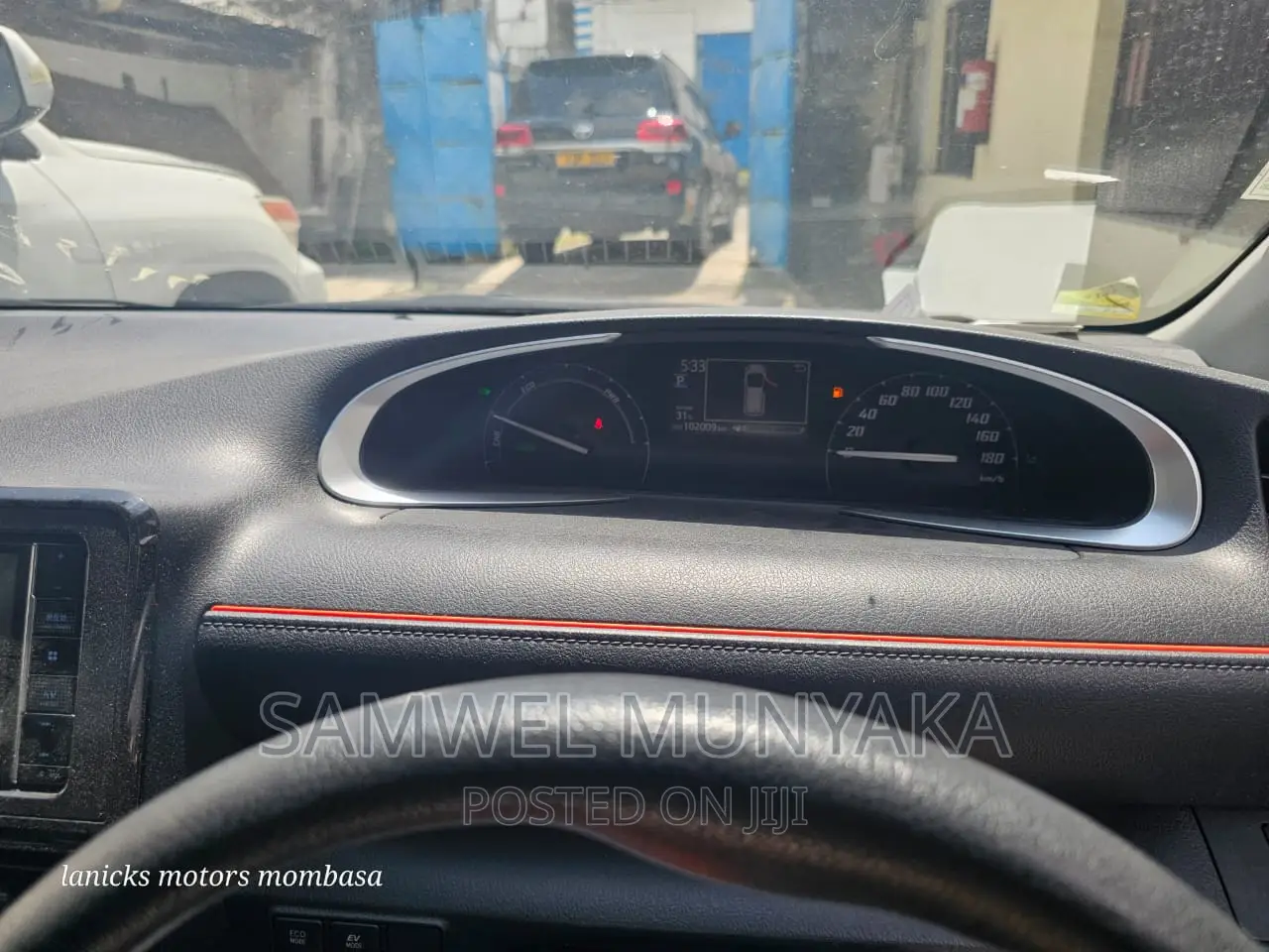 Toyota Sienta 1.5 Hybrid FWD (6-seater) 2017 Gray