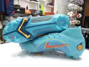 Mercurial Dream Speed Football Studs