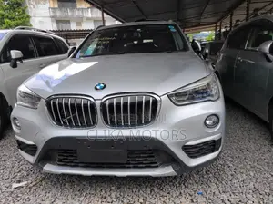BMW X1 xDrive28i AWD 2016 Silver