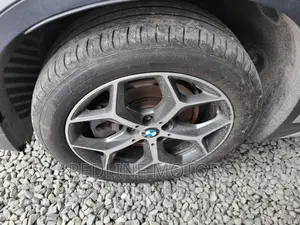 BMW X1 xDrive28i AWD 2016 Silver