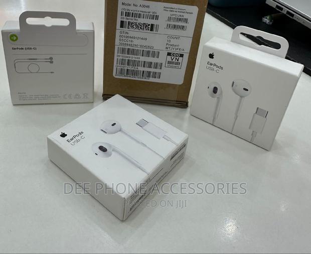 Apple Type C Wired Earpods - thumbnail 3