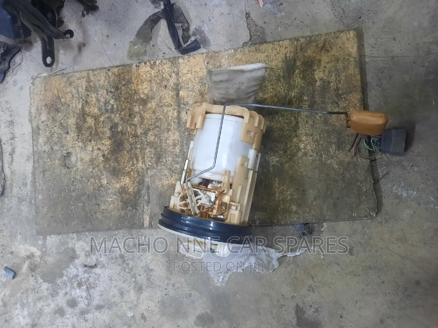 Nissan Extrail NT30 Fuel Pump