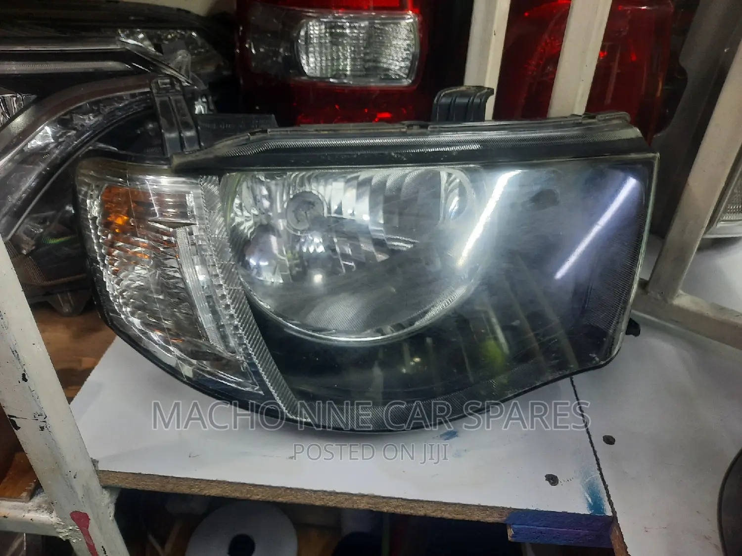 Mitsubishi LP 200 Headlights