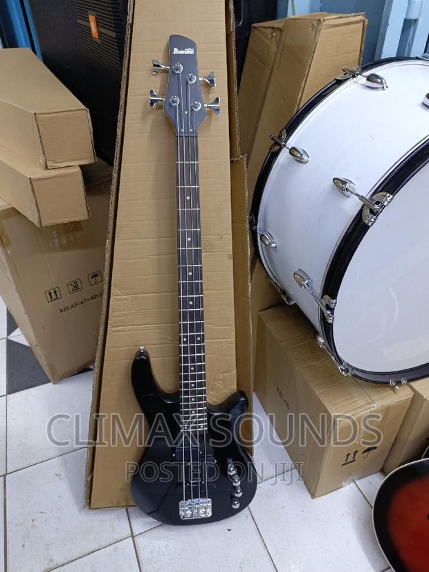 Bass Guitar Black 4 String Ibanez - main view