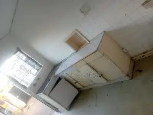 4bdrm Mansion in South B for rent