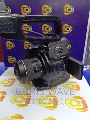 Canon C100 Cinema Camera With 128GB Card