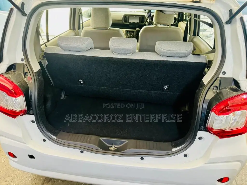 Toyota Passo 2016 Off white