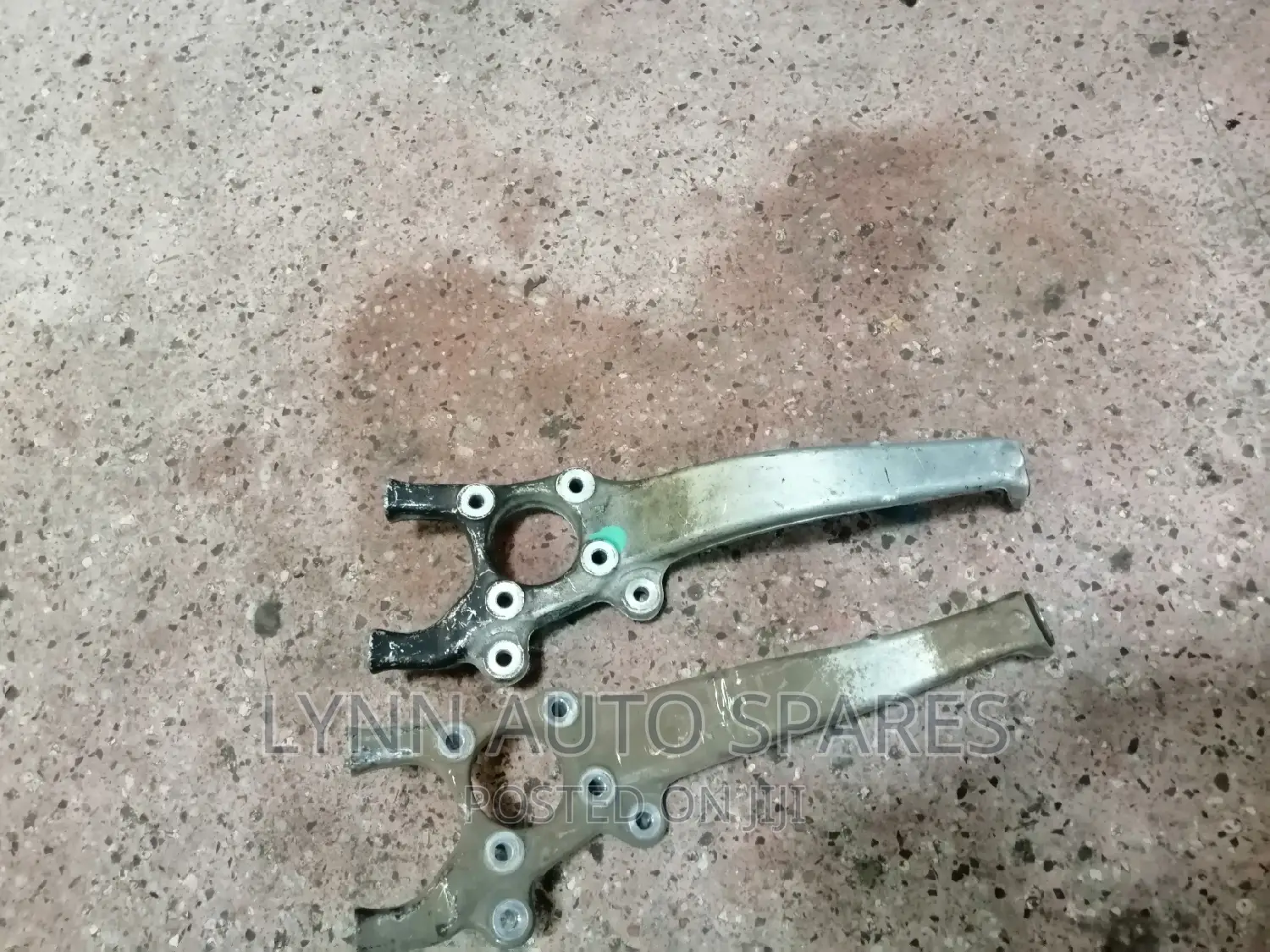 Toyota Mark X Front Hub Knuckle Arm