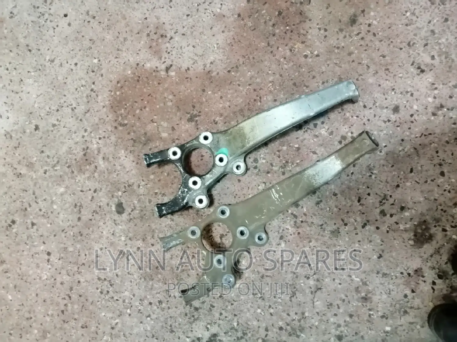 Toyota Mark X Front Hub Knuckle Arm