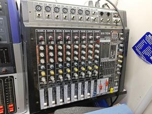 Briton 8 Channel Powered Mixer - thumbnail 2