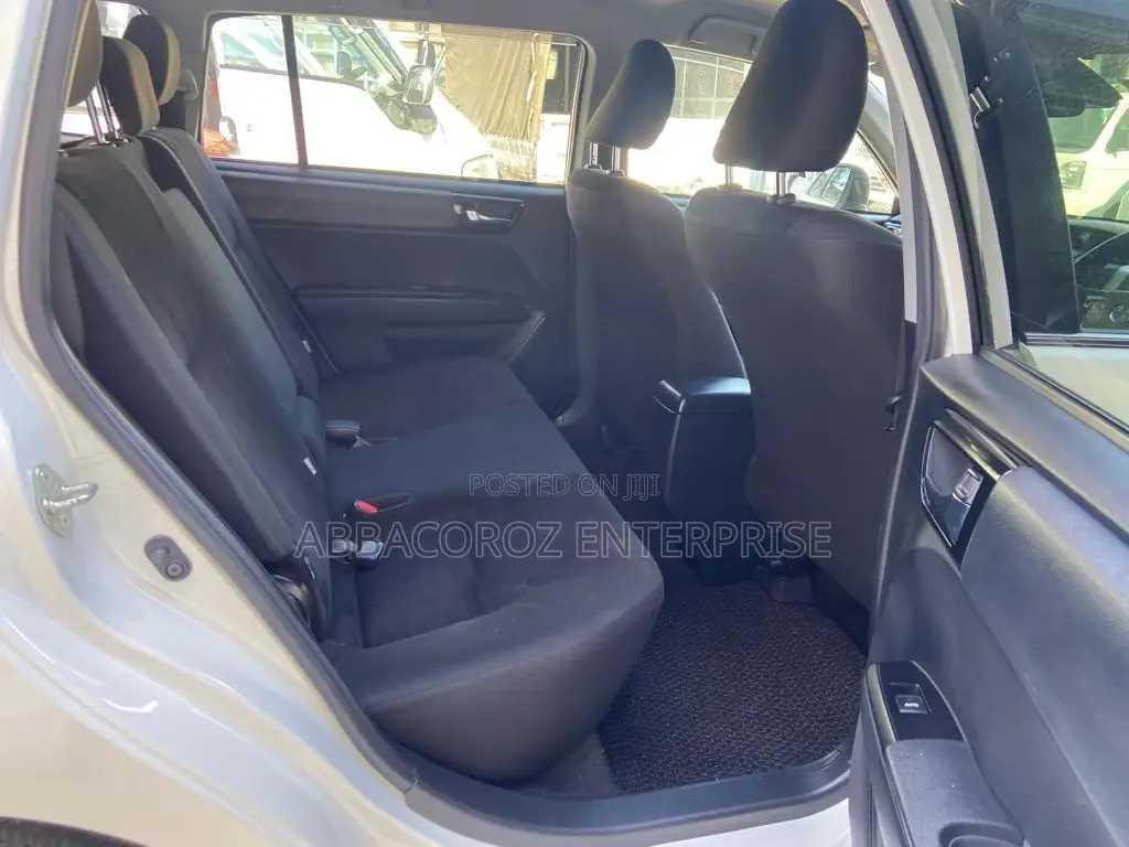 Toyota Corolla Fielder 2016 Gray