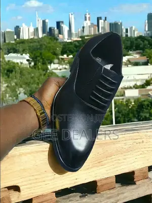Men Official Shoes Available