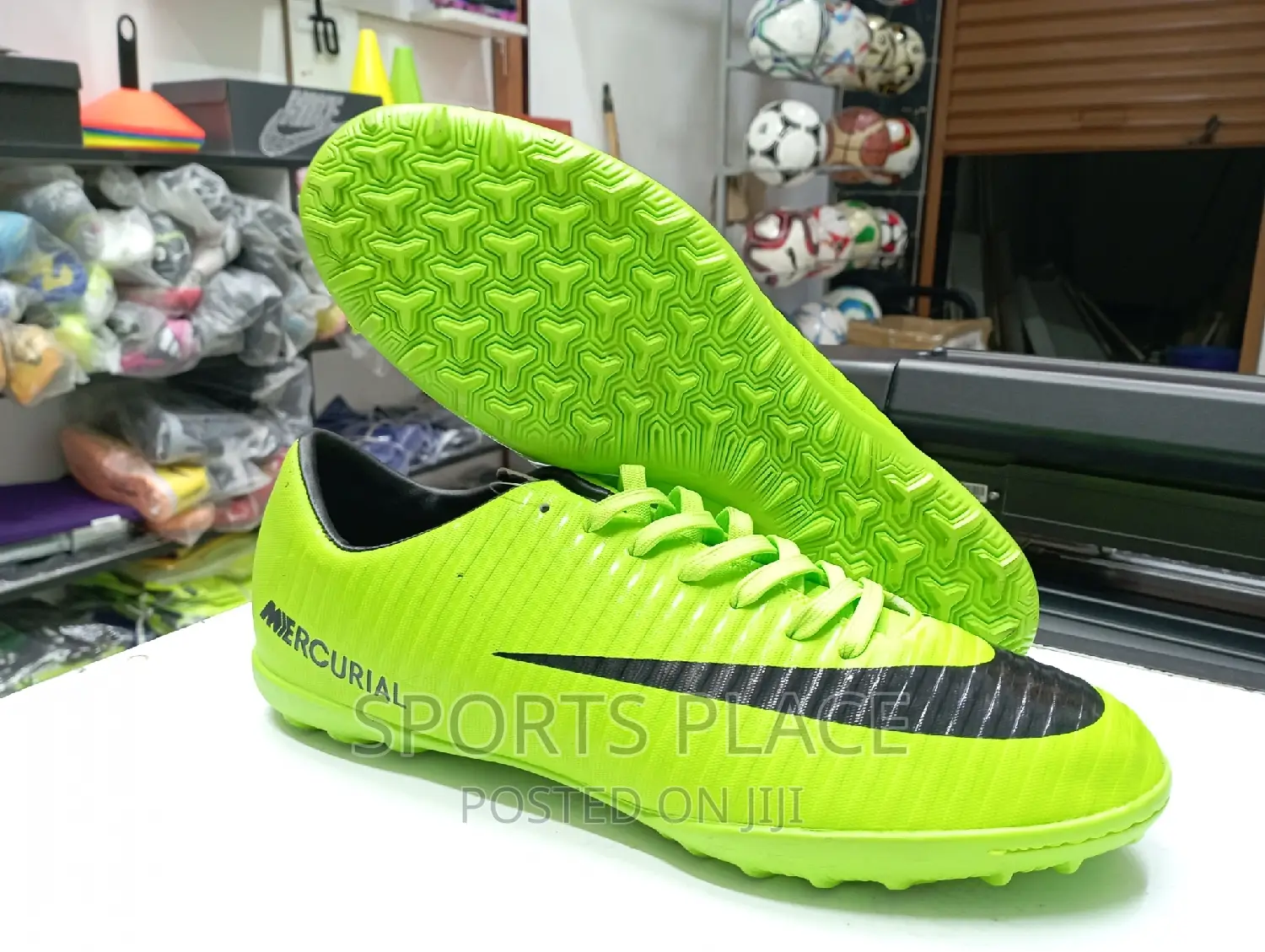 Nike Mercurial Football Trainers - Green