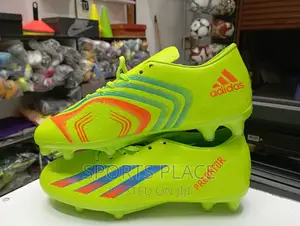 Adidas Kids Football Boots #39