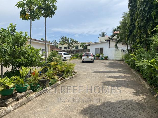 2bdrm Apartment in Nyali for rent - thumbnail 3