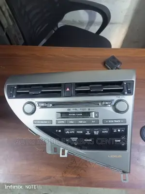 Lexus/Harrier Radio With AC Unit