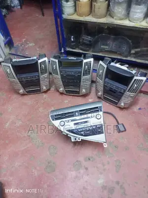 Lexus/Harrier Radio With AC Unit